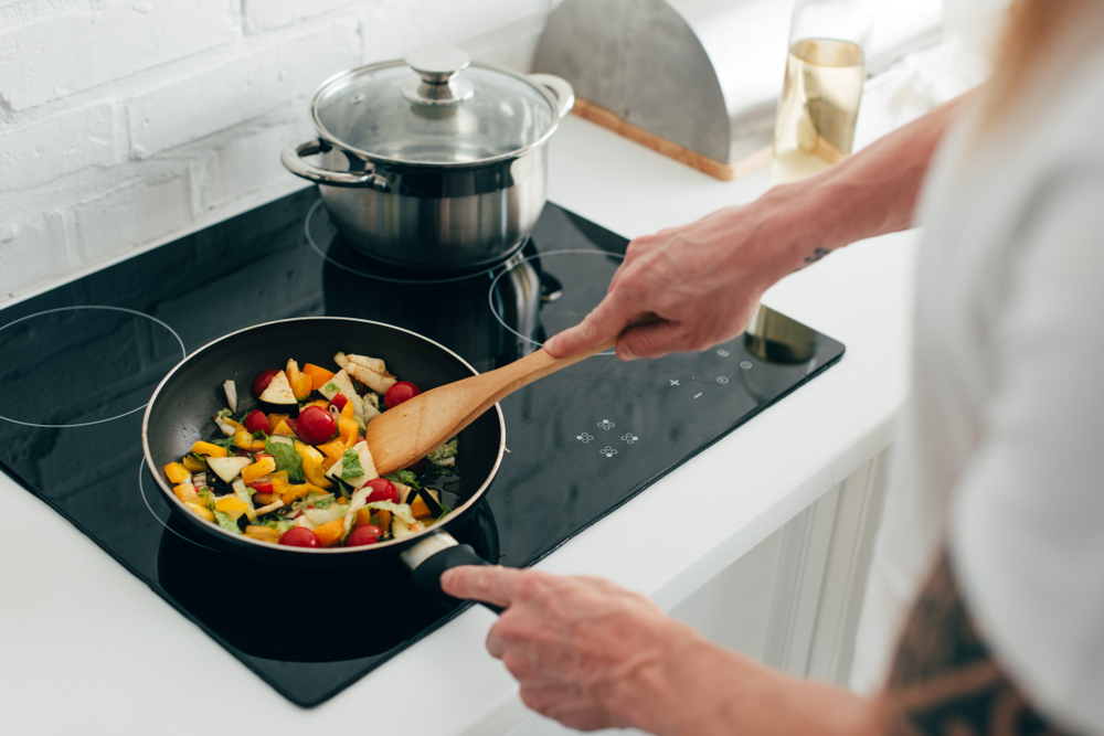 Energy-Efficient Electric Stove